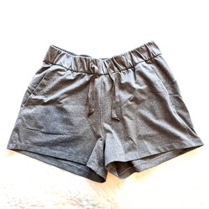 Lululemon On The Fly gray shorts